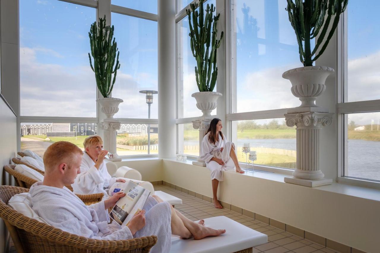 Landal Rnbjerg Hotel รานุม ภายนอก รูปภาพ